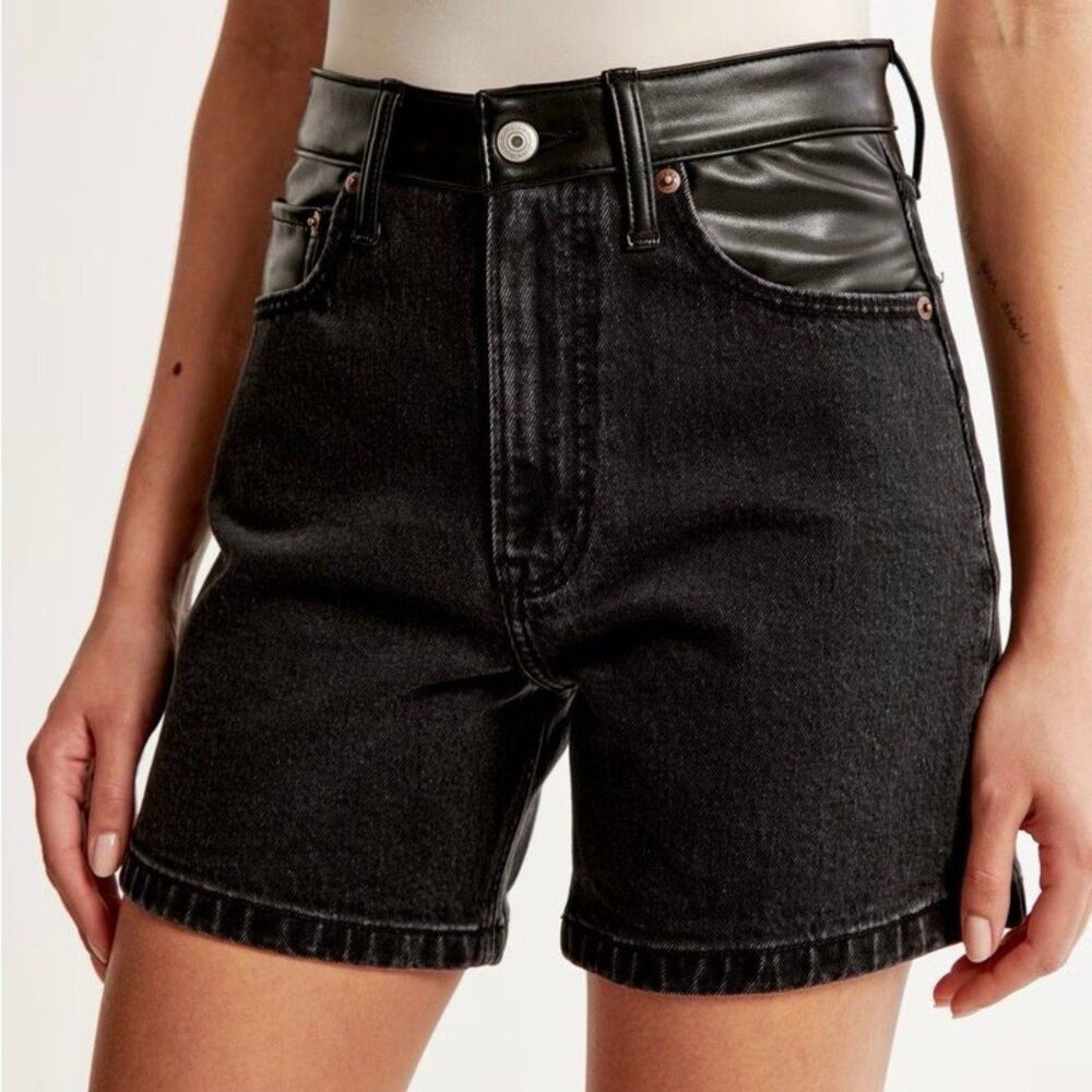 NEW Abercrombie & Fitch The Dad Short High Rise Black Denim Faux Leather Size 31